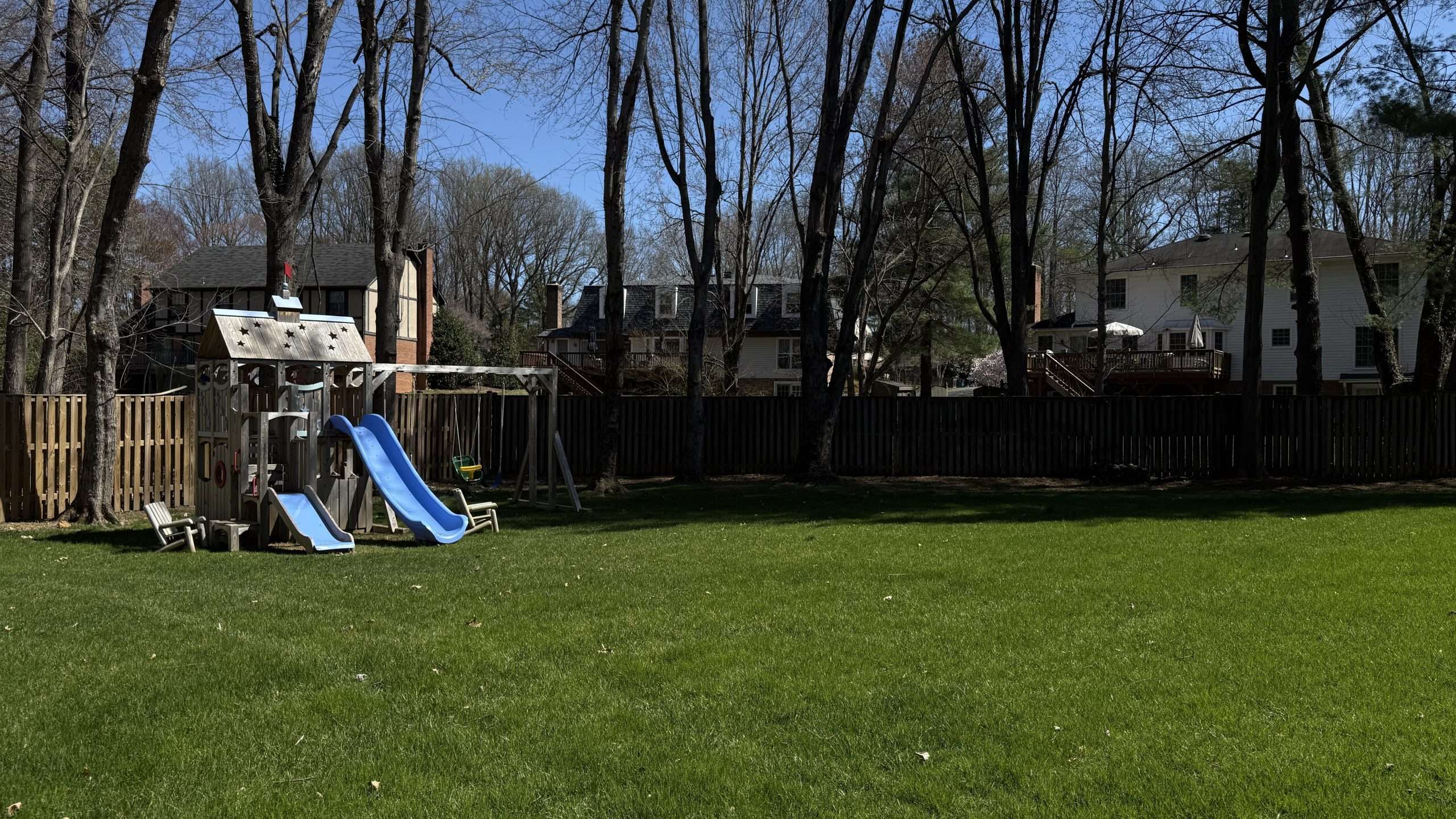 Deehan Landscaping-Organic Lawn-McLean-Home 